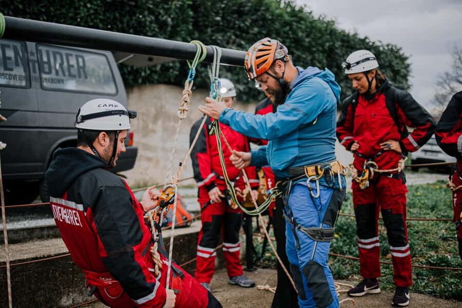TUNNEL ABSEILING PLUS tour the underground - Is $88 a fair price?