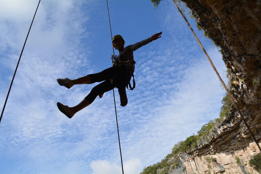 Tuxtla Gutiérrez: Sinkhole of Parrots Full-Day Rappel - What the $175 price includes