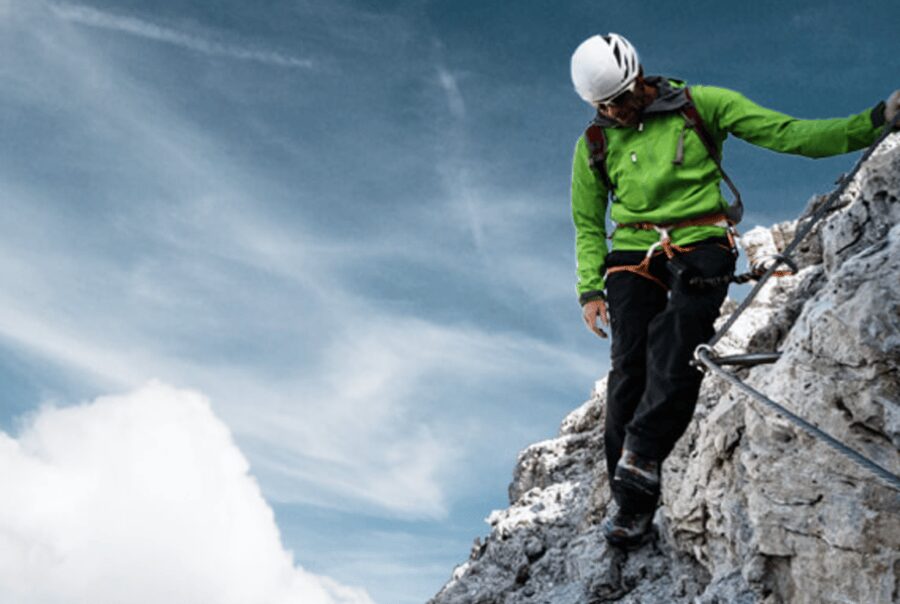 Tyroparc: Via Ferrata and Hiking in the Laurentians - The 60-meter climb up Cap Beauséjour