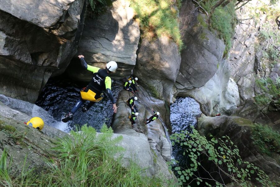 Verzasca Valley: 4-Hour Canyoning in Corippo - How this compares with a more serious canyoning trip