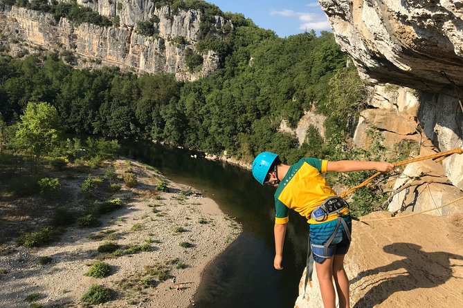 Via corda in Ardèche + big abseil - Why this Ardèche via corda is more than a simple rappel