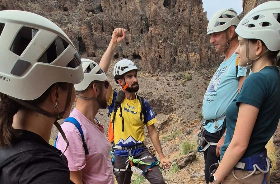 Via Ferrata Gran Canaria: Rock Climbing for beginners - The high picnic and photo break
