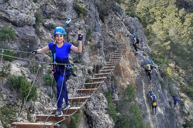 Via ferrata of Fuente de Godalla in Enguera - The lateral section works more than your arms