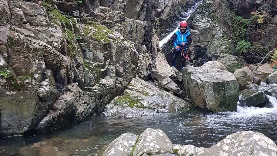 Villacidro: Rio Zairi Canyoning Adventure - Should you book this Rio Zairi adventure?