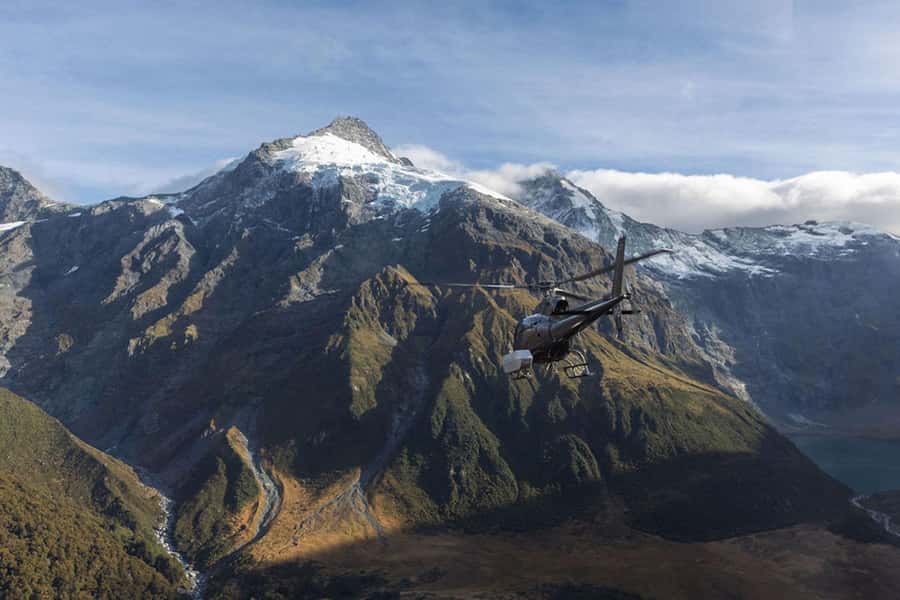Wānaka: Heli Siberia - Helicopter Flight, Hike & Jet Boat - Who will enjoy this day most