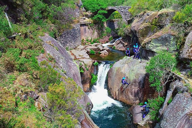Water Canyoning - Rope work for an intermediate level